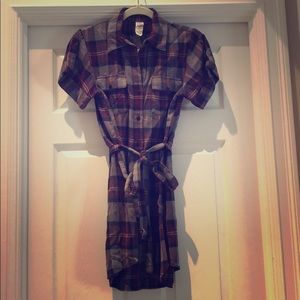 Plaid button down dress tie women’s small maroon